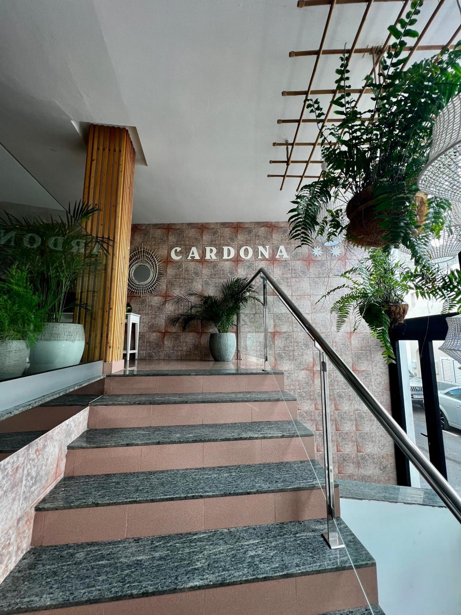 Hostal Residencia Cardona アレシフェ エクステリア 写真