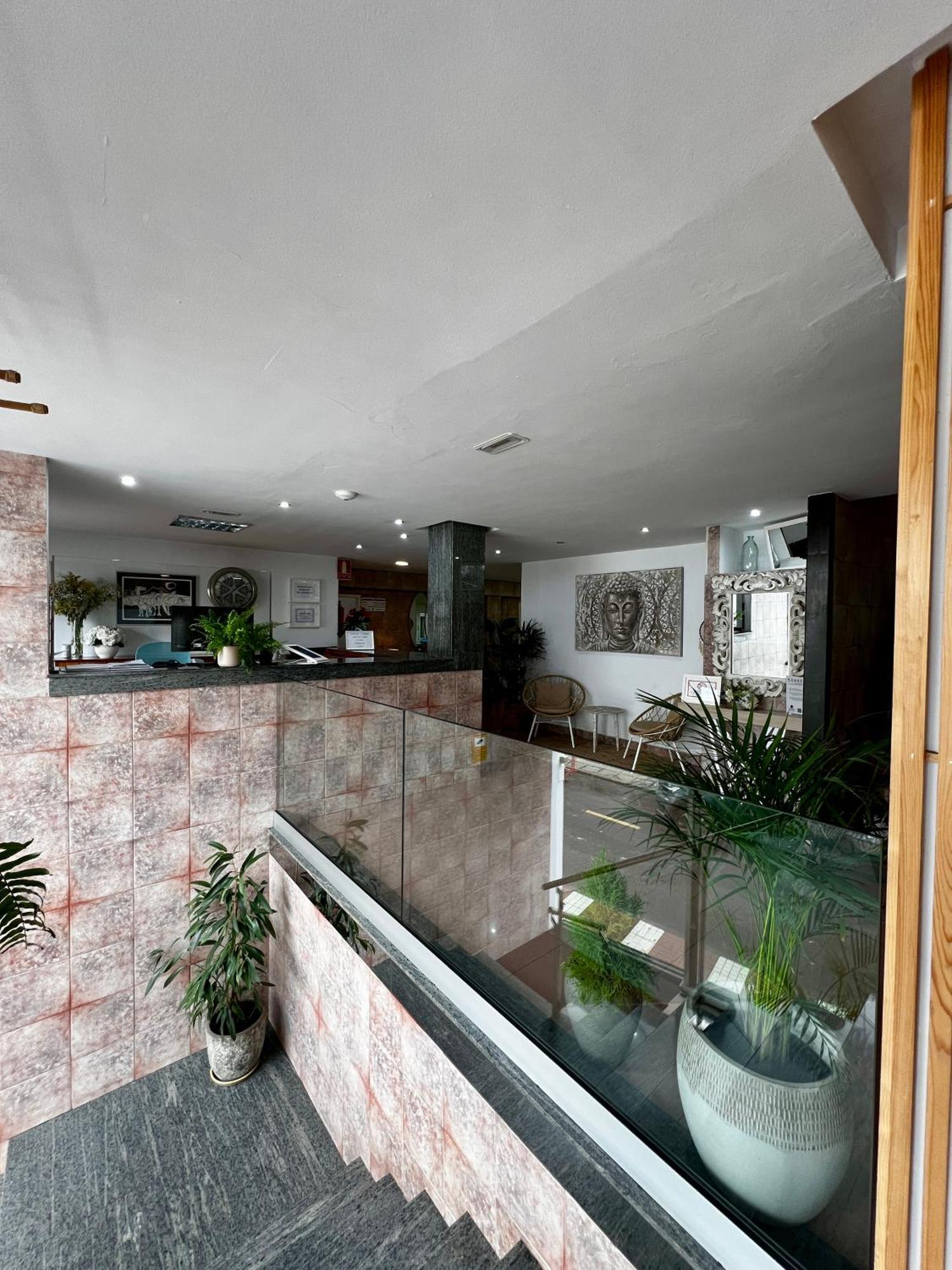 Hostal Residencia Cardona アレシフェ エクステリア 写真