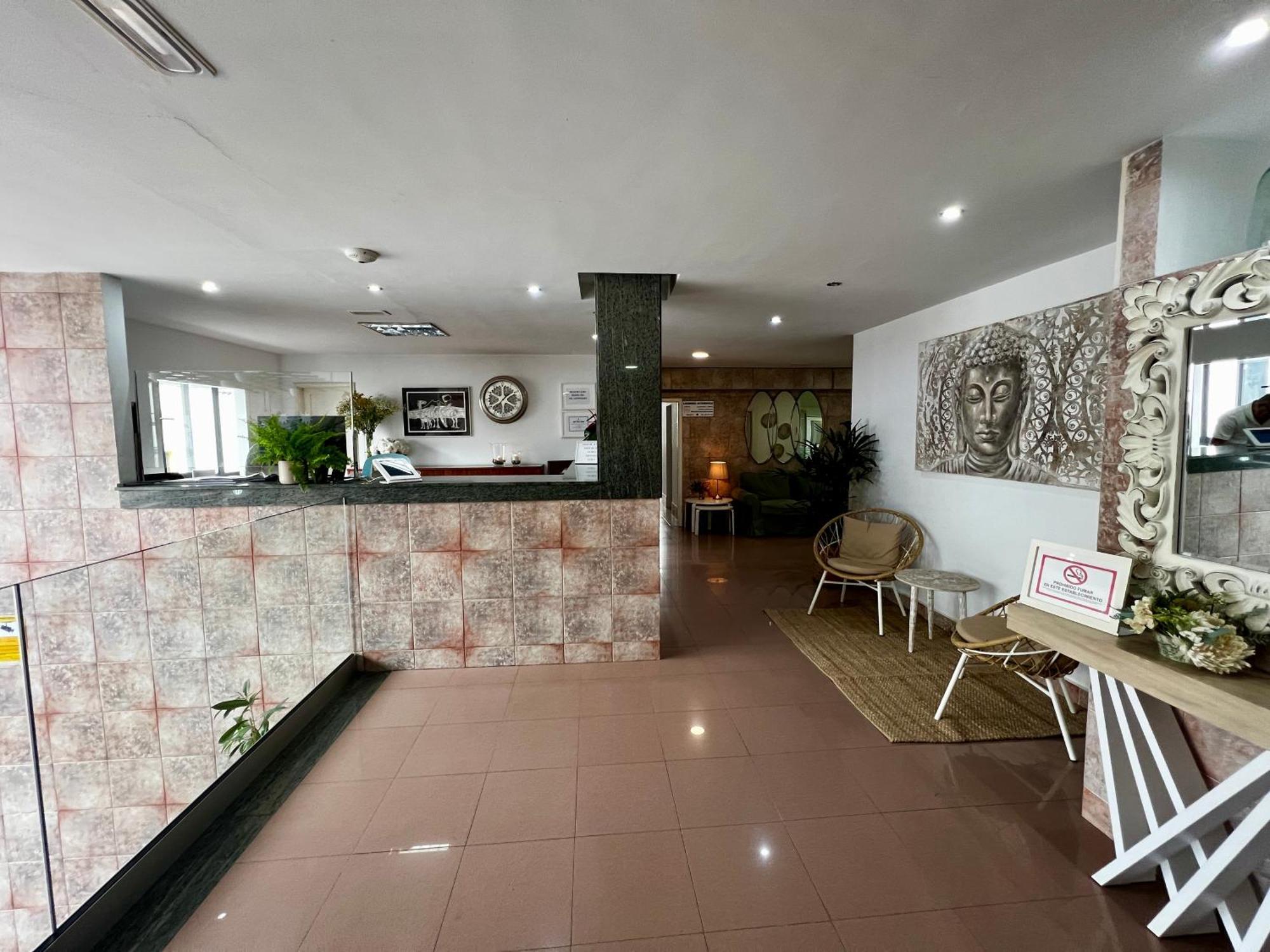 Hostal Residencia Cardona アレシフェ エクステリア 写真